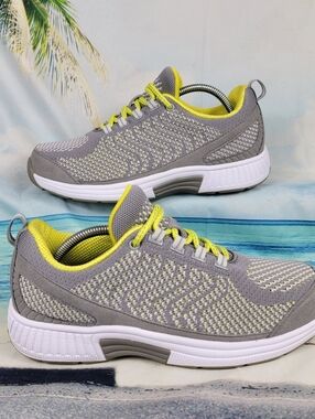 Orthofeet Coral Athletic Shoes for Women Size 9